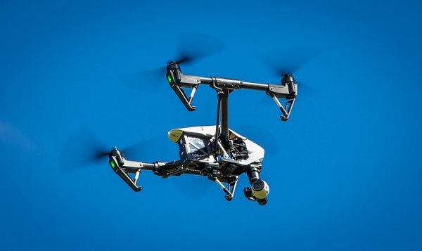 智能机可一周充电一次 微型燃料电池可让无人机飞行1小时人民快报网www.rmkb.com.cn