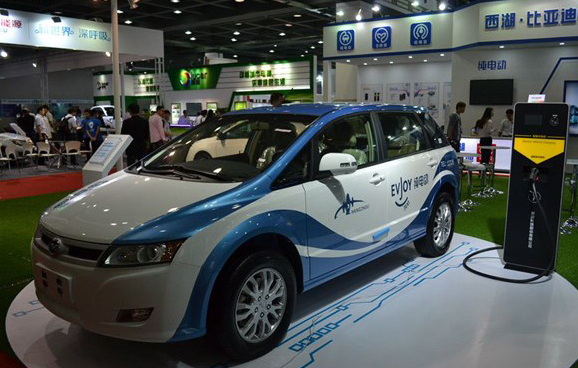 杭州将取消新能源车限行 年底前公交车全换新能源