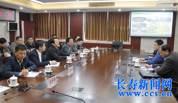 重庆长寿区赵世庆巴川江会见比克电池李向前一行