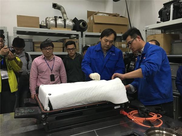 上汽荣威e550电池组完成“浸水五天”挑战