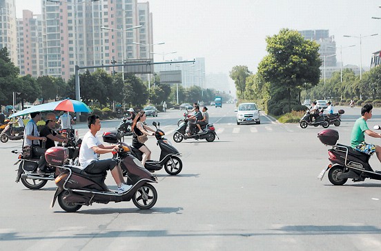 电动自行车时速超过30公里危险重重