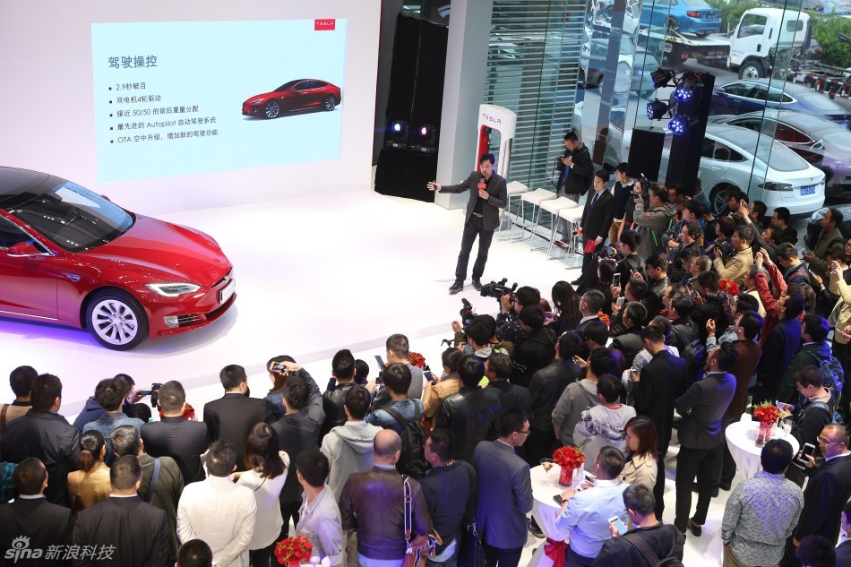 特斯拉新版Model S亮相：在中国防雾霾？并改进外观