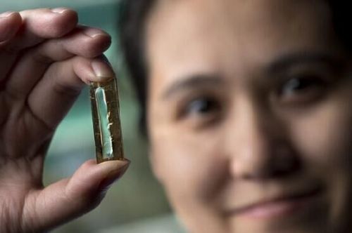 新型电池技术：充几十万次不衰减电池寿命