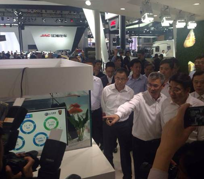 新能源汽车 上汽最安全？上汽王晓秋下战书