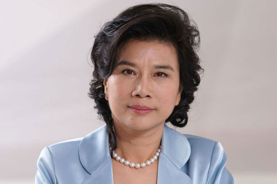 格力电器2015年营收暴降422亿 董大姐压力大不大？