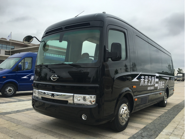 五龙集团年产15万辆电动汽车基地落户福建贵安