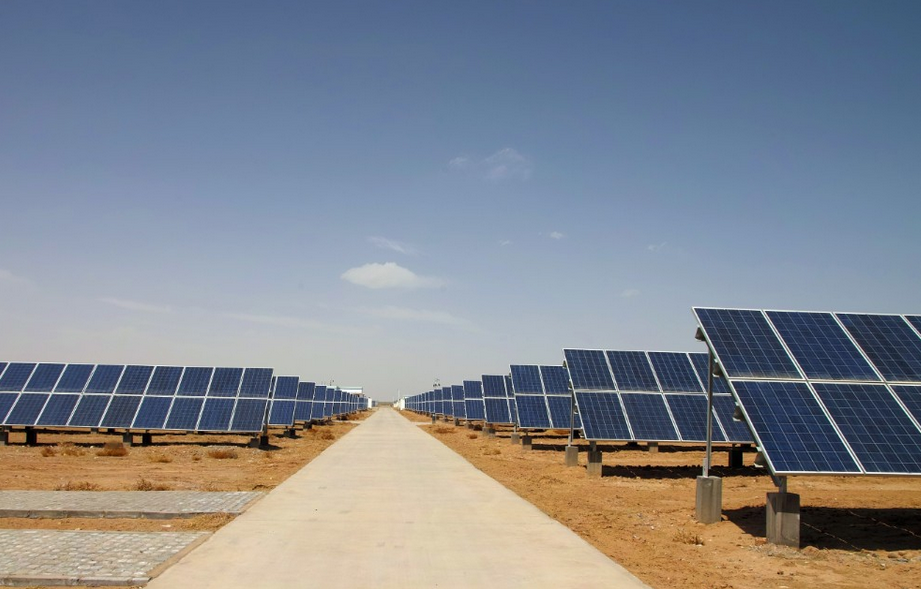 跨界资本瞄准电站 光伏“闯入者”们的“成败”