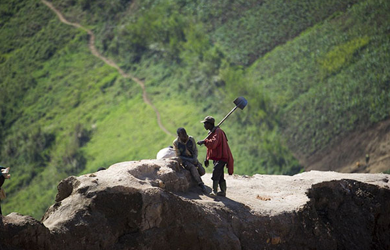 洛阳钼业收购的资产到底是个啥