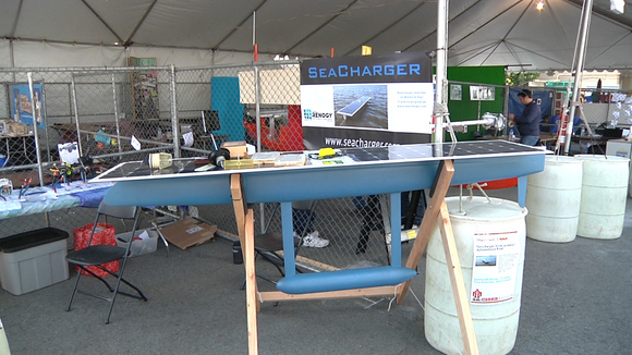 美国科学家研发无人驾驶船只 太阳能供电