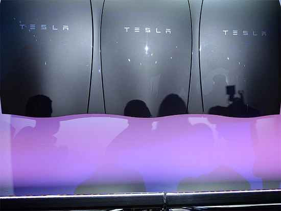 特斯拉拟启动超级工厂 激励Model 3销售