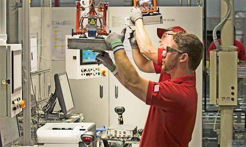 丰田与日产致力于锂离子电池大变革 提升电动车续航里程