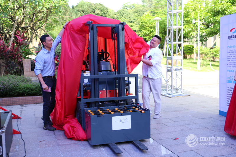 新能源叉车燃料电池系统Novocel-Titan