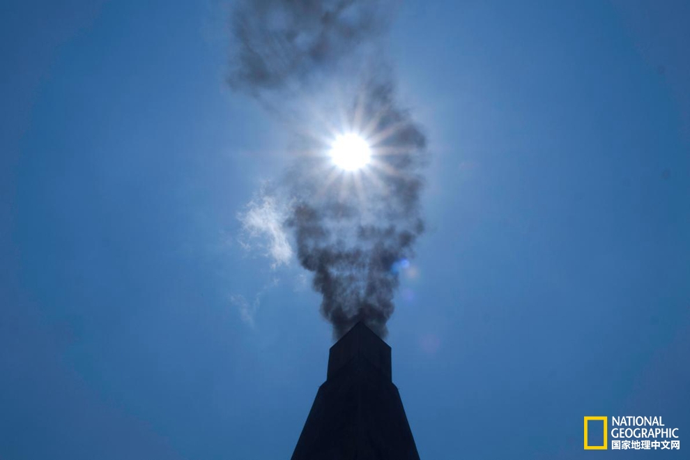 印尼铅污染之殇：熔炼废旧电池的代价