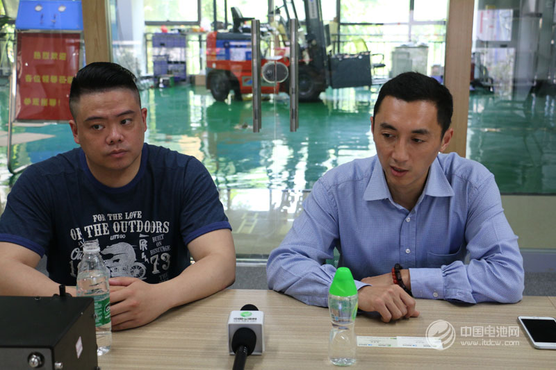 氢宇董事长石昊（左）、总经理欧阳洵（右）