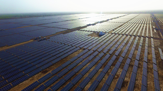 中兴能源巴基斯坦300兆瓦光伏电站航拍实景图