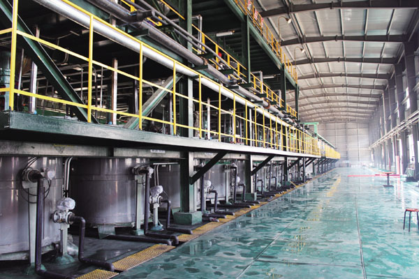 瑞盛新能源的高纯石墨现代化生产线。