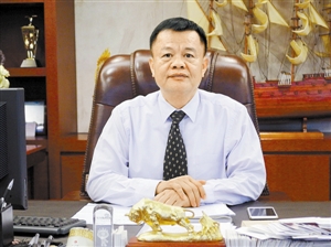 黄宏生接受记者采访