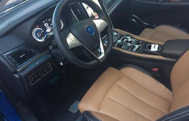 比亚迪秦100最新内饰谍照曝光