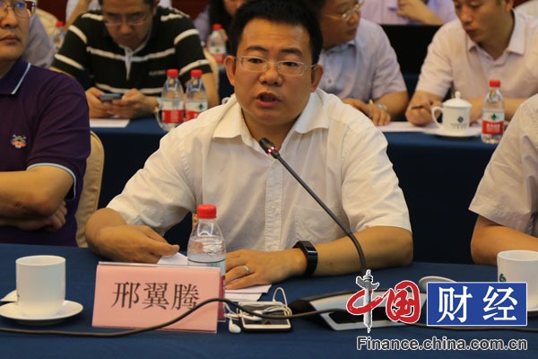 分布式光伏亟待资金东风 企业界金融界合力破题融资难