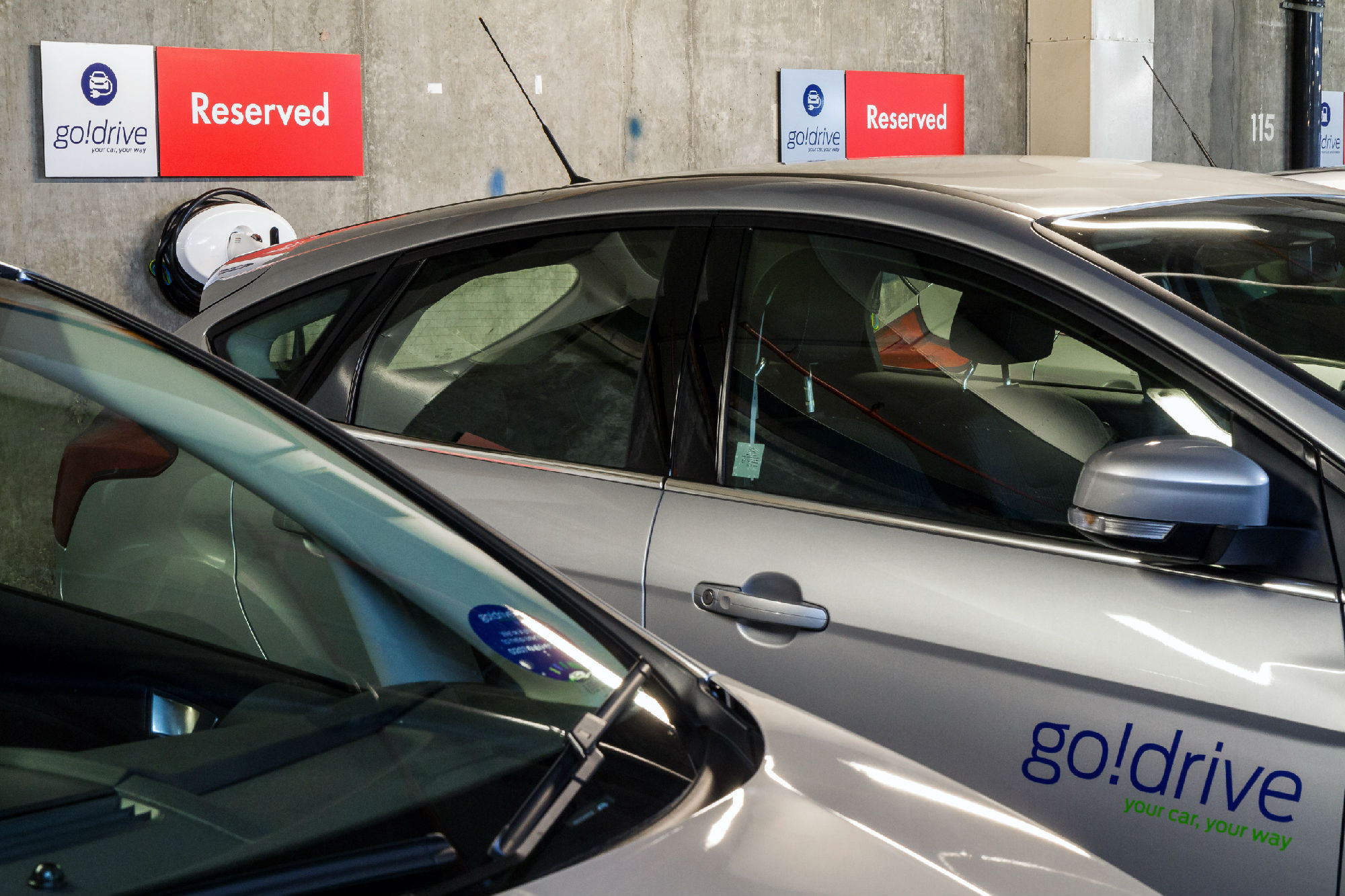 火爆的新能源汽车下一站在哪里？无人驾驶OR共享出行