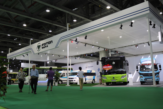 发展新能源汽车 修正盲目发展将成关键