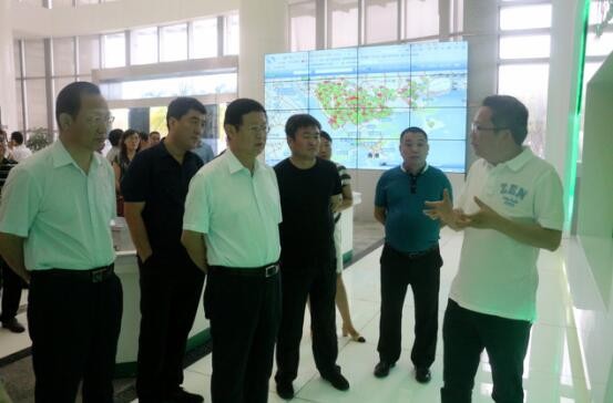 内蒙古自治区副主席王波一行考察深圳沃特玛 