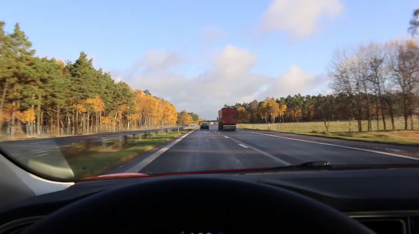 双重保障 前所未有 特斯拉第二代自动驾驶系统曝光