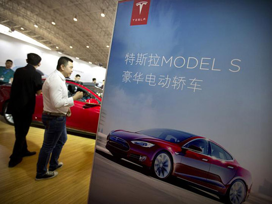 特斯拉：移除中国官网“自动驾驶”是失误