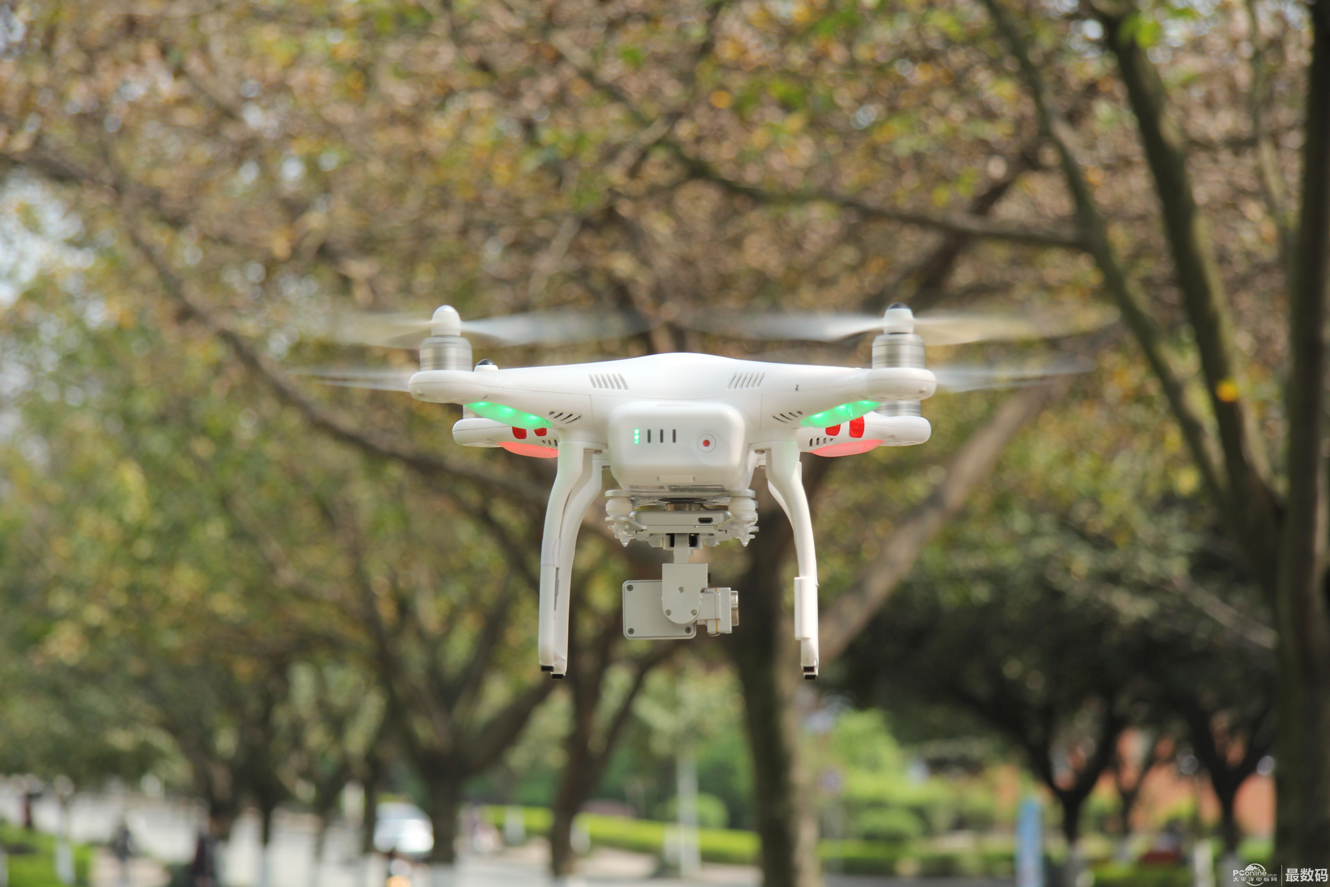 消费级无人机市场有望爆发 轻巧娱乐型成趋势