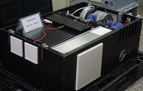 亿华通研发的氢燃料电池系统