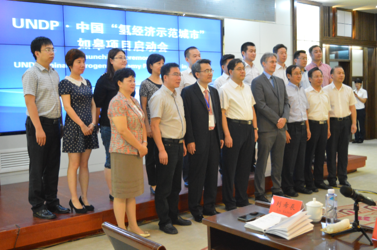 完善的氢能源垂直产业链 中国氢燃料电池汽车已到量产阶段？ ﻿