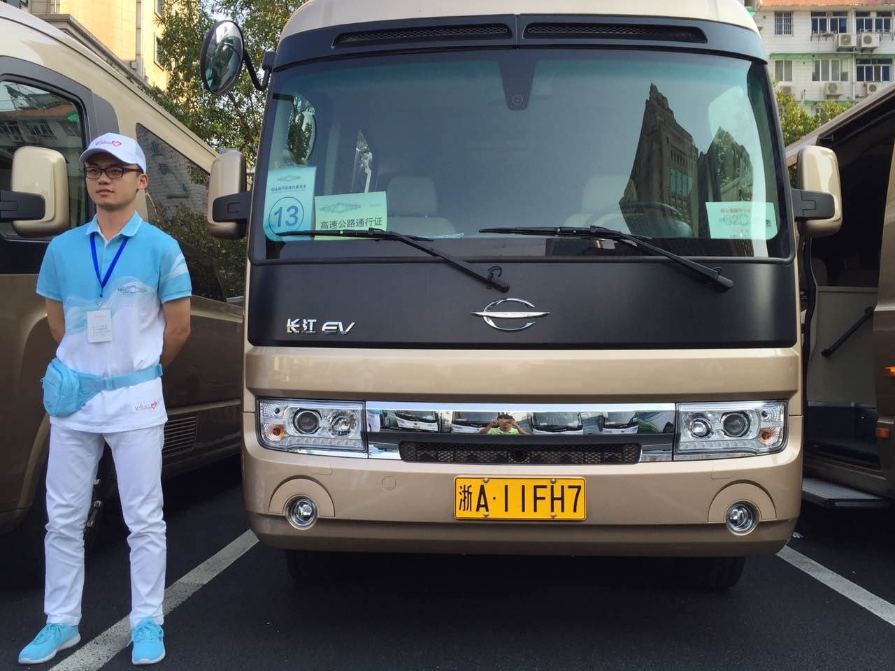 中国新能源汽车制造崛起 长江纯电动车服务G20峰会获赞誉