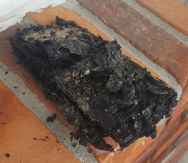 三星Note 7又发生电池爆炸 竟造成用户整辆车起火