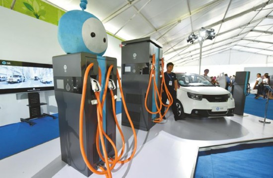 新能源汽车充电装置。