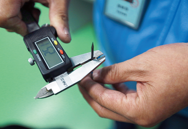 三星手机爆炸引发公众担心 专家：电池短路是主因