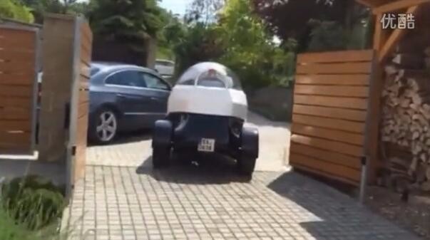 捷克首辆3D打印电动汽车4ekolka 最高时速达55公里/小时