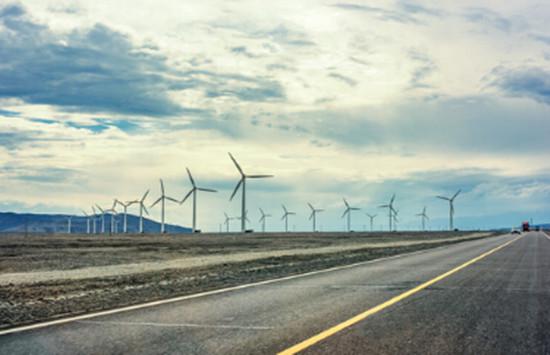 IEA：中国可再生能源潜力领跑全球 产能过剩担忧加剧