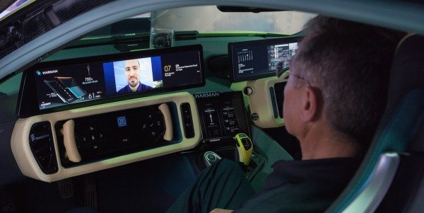 智能手机的下个战场：三星要比苹果先走一步了