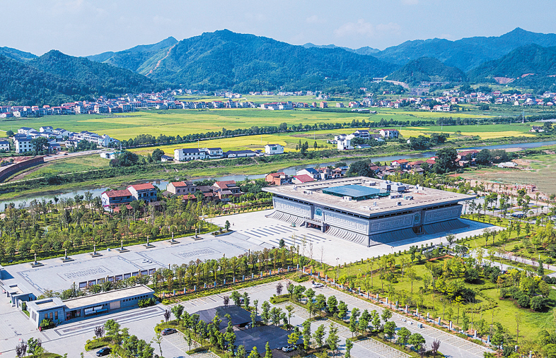 宁乡生产总值达1100亿元 打造西线工业走廊