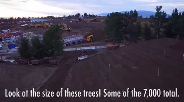 苹果Campus 2 飞船总部4K无人机捕捉礼堂镜头