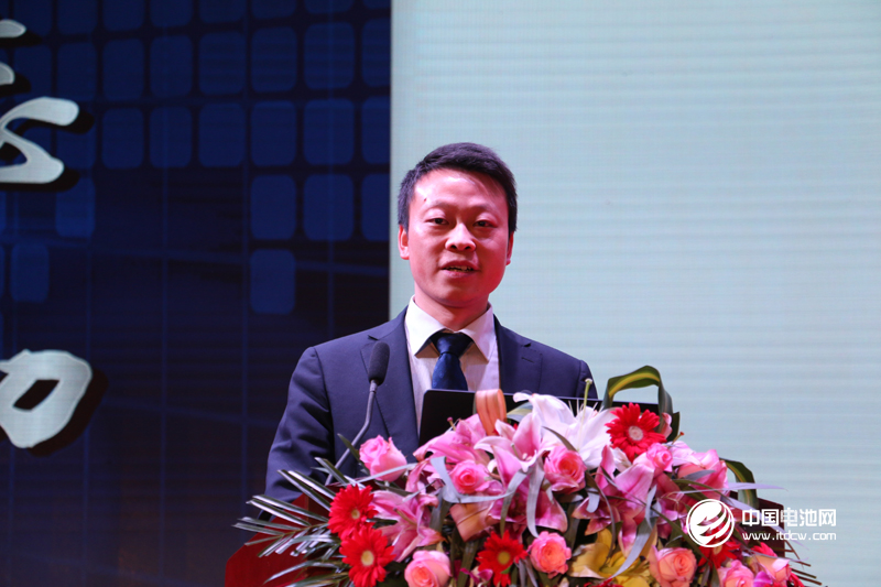 杨续来作工程研究院2016年工作汇报