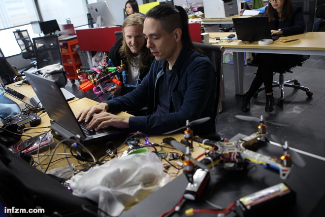 两位美国创客加入华强北的HAX孵化器开展他们的无人机项目