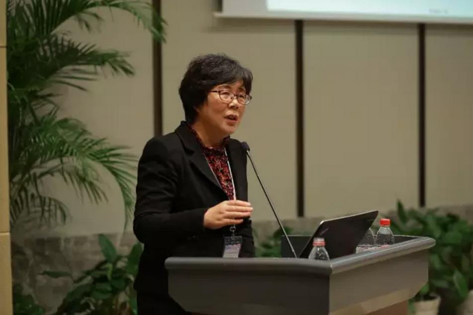 安泰科首席分析师徐爱东