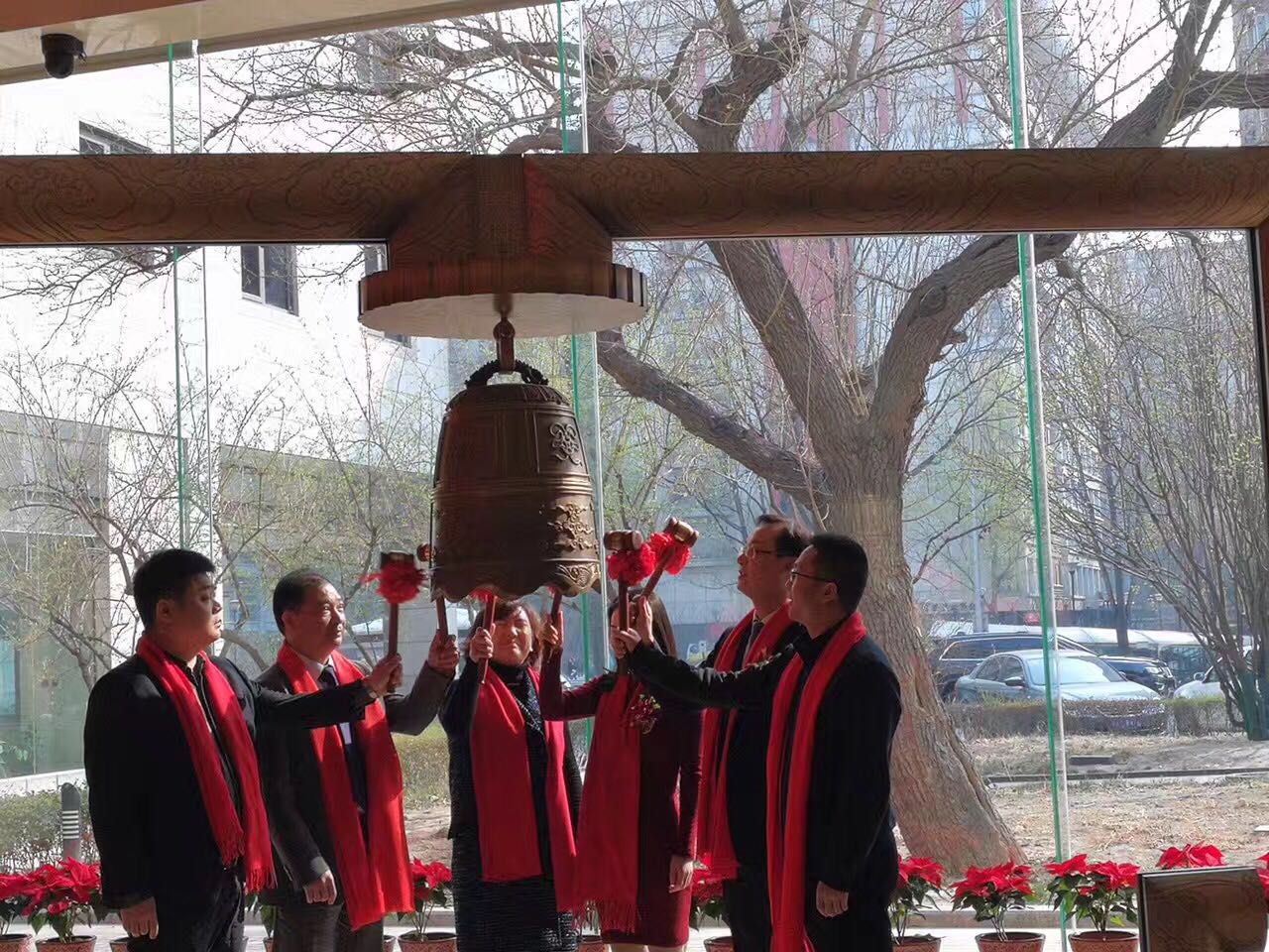 华宝新能源成功上市：专注安全便携电源 再开新篇章