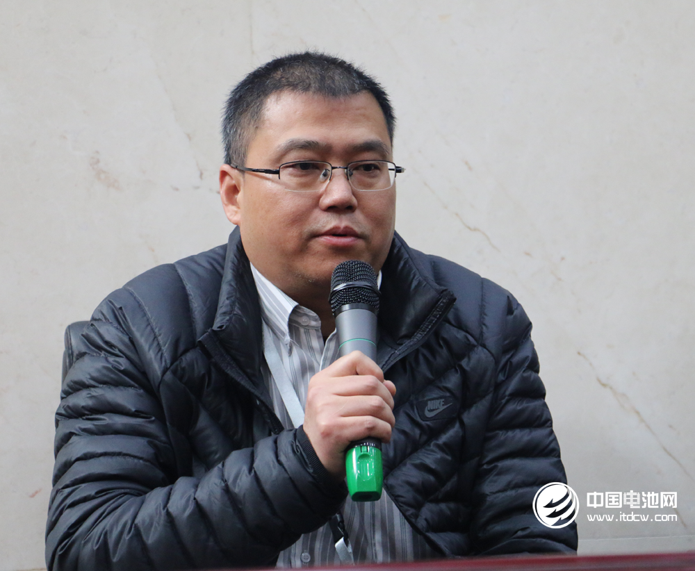 真锂研究首席分析师墨柯