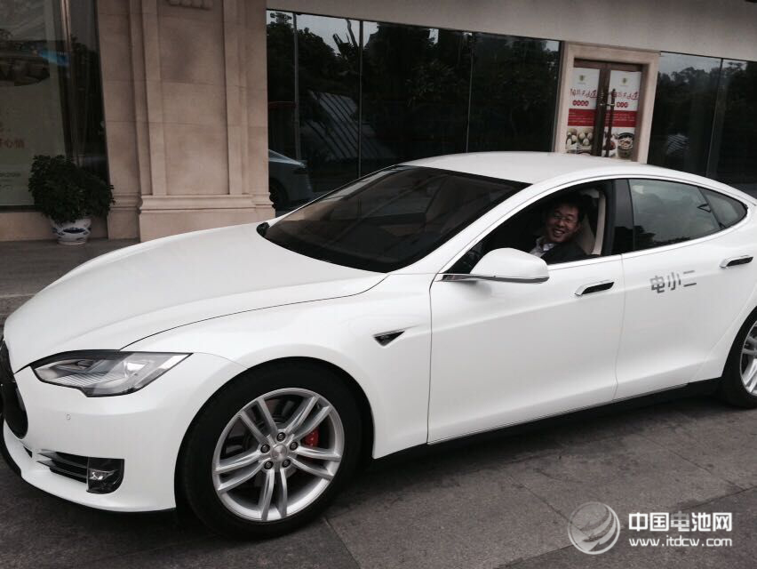 特斯拉电动车