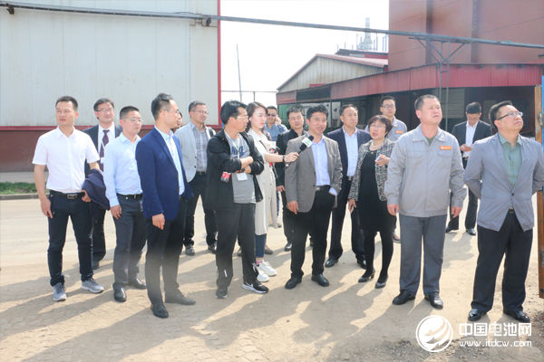 调研团参观彩客电池材料年产1.5万吨磷酸铁项目建设现场