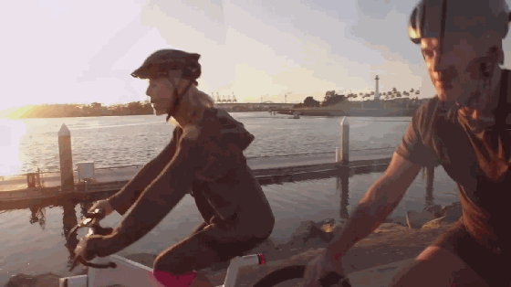 这款智能电动自行车厉害了：续航80公里而且很安全