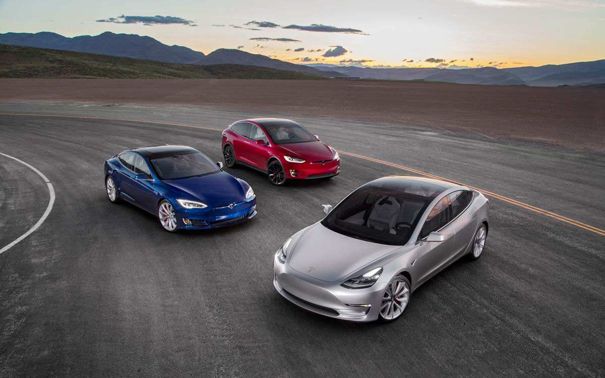 特斯拉Model 3下线 沃尔沃将停产燃油车：电动车行业迎来巨变