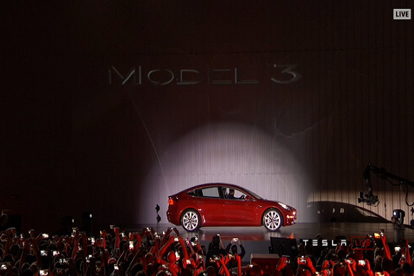 特斯拉CEO马斯克：我们将昏天暗地忙生产6个月